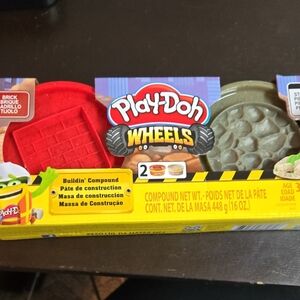 Playdoh Wheels Brick and Cement Compound Set